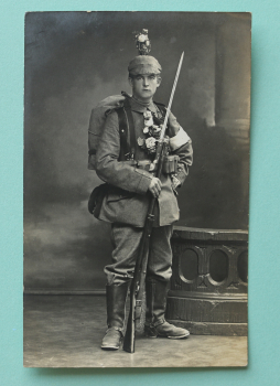 Ansichtskarte Foto AK Kassel 1914-1918 Soldat Gewehr Bajonett Tornister Uniform Militär Hessen